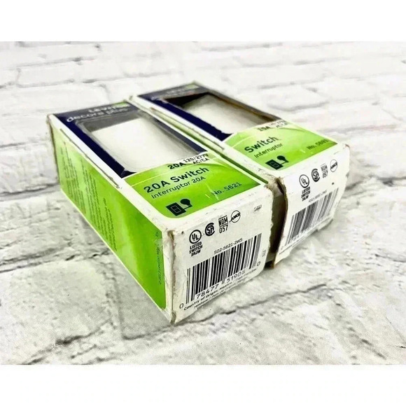 2 PACK Leviton Decora Plus Rocker White Light Switch NEW - Picture 2 of 6